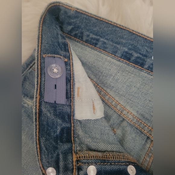 Old Navy-girls-distressed crochet detail denim jean shorts high rise button fly - Picture 2 of 7